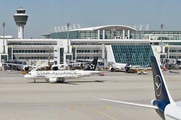 Vorfeld Flughafen München. Munich Airport.  Fotograf Alex Tino Friedel - Copyright Flughafen München